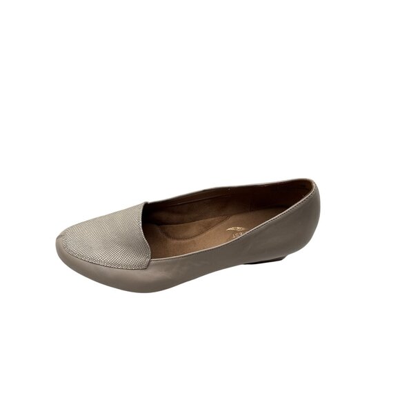 Aerosoles Size 10 Business Casual wedge Textured Front Wedge Loafers Beige - Picture 6 of 11